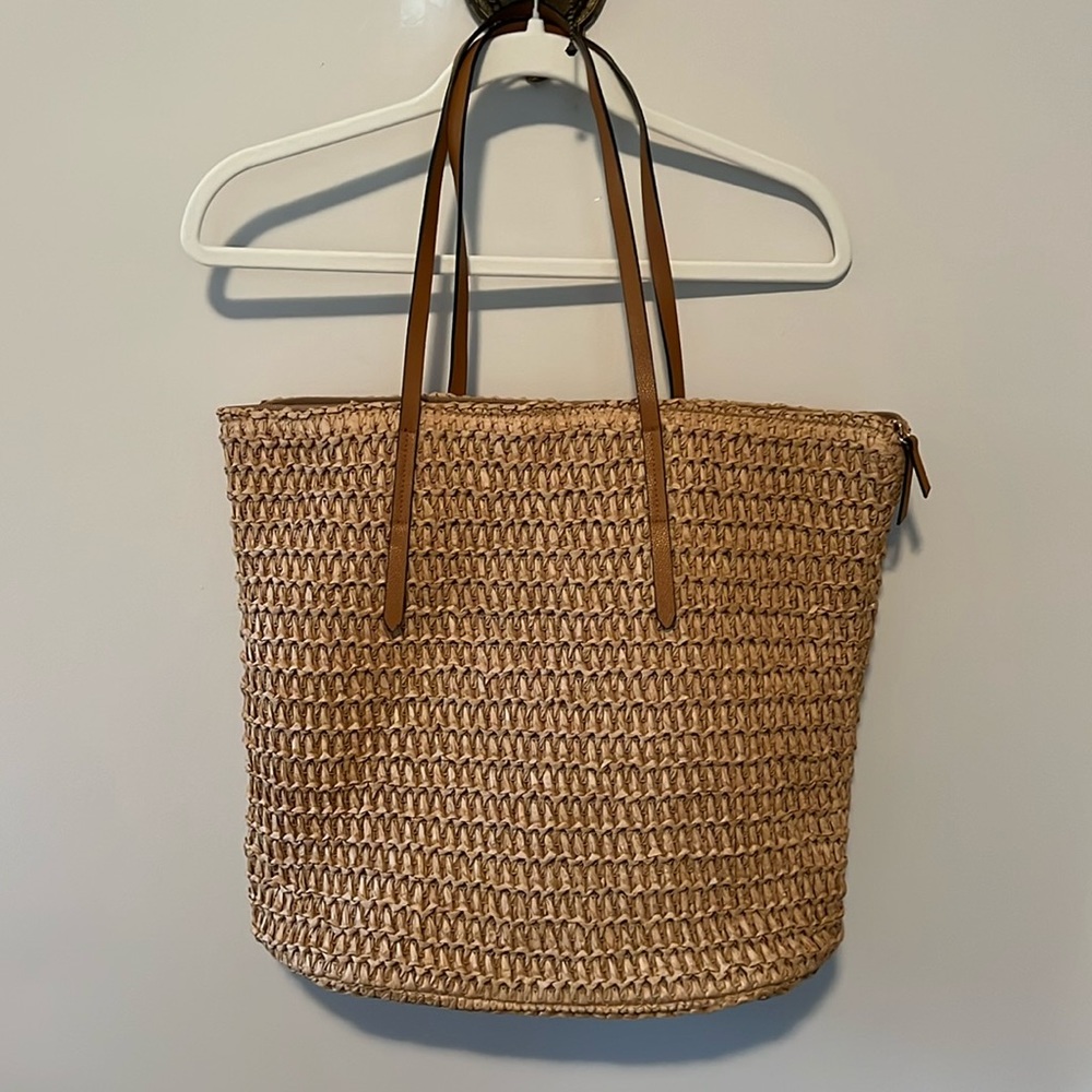 NWOT H&M Woven Straw tote faux leather handles